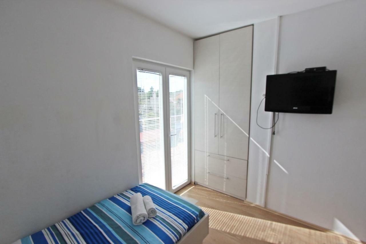 Apartments Josip ムルテル エクステリア 写真