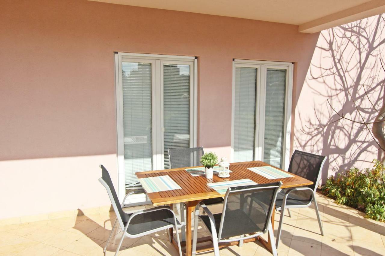 Apartments Josip ムルテル エクステリア 写真
